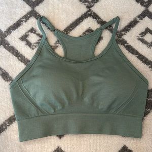 New Peachy Bunz Sports Bra Sz S Army Green